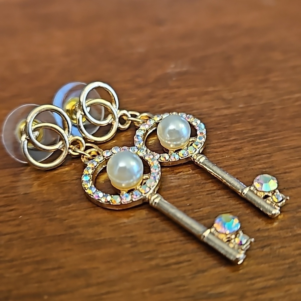 Crystal, Pearl and Gold Key Dangle Earrings, Like new